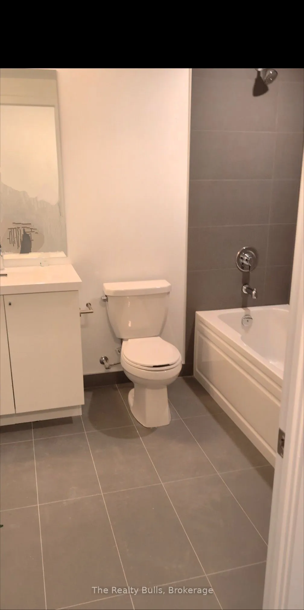 2545 Simcoe Street — photo 8