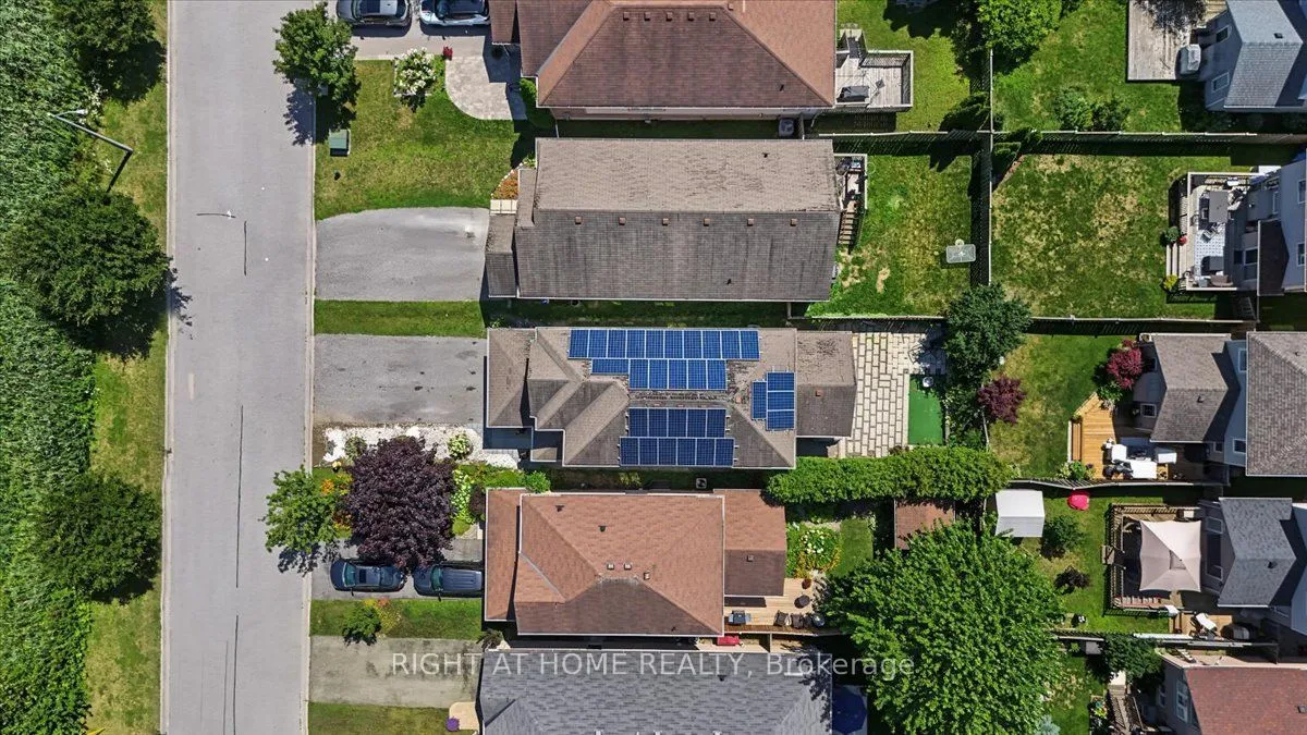 1350 Wadebridge Crescent — photo 46