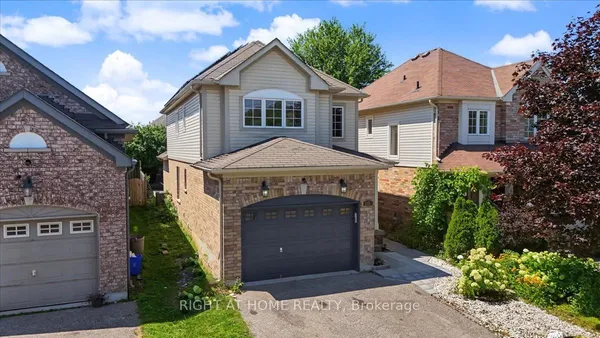 1350 Wadebridge Crescent