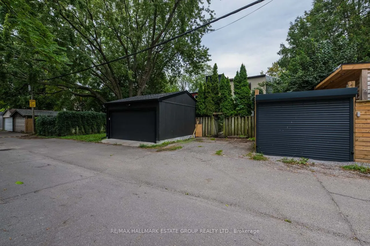 157 Heward Avenue — photo 50