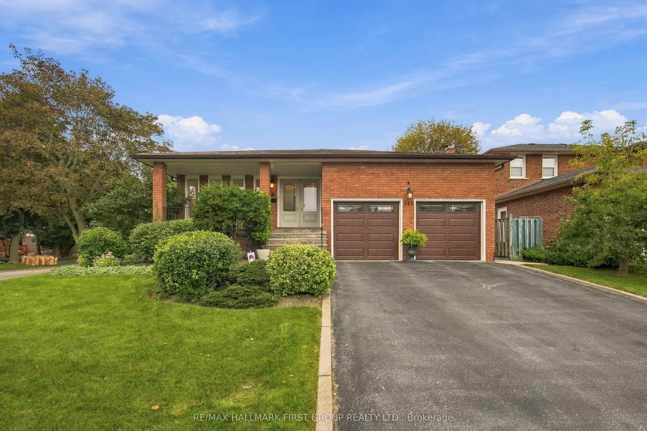 520 McLeod Crescent — photo 2