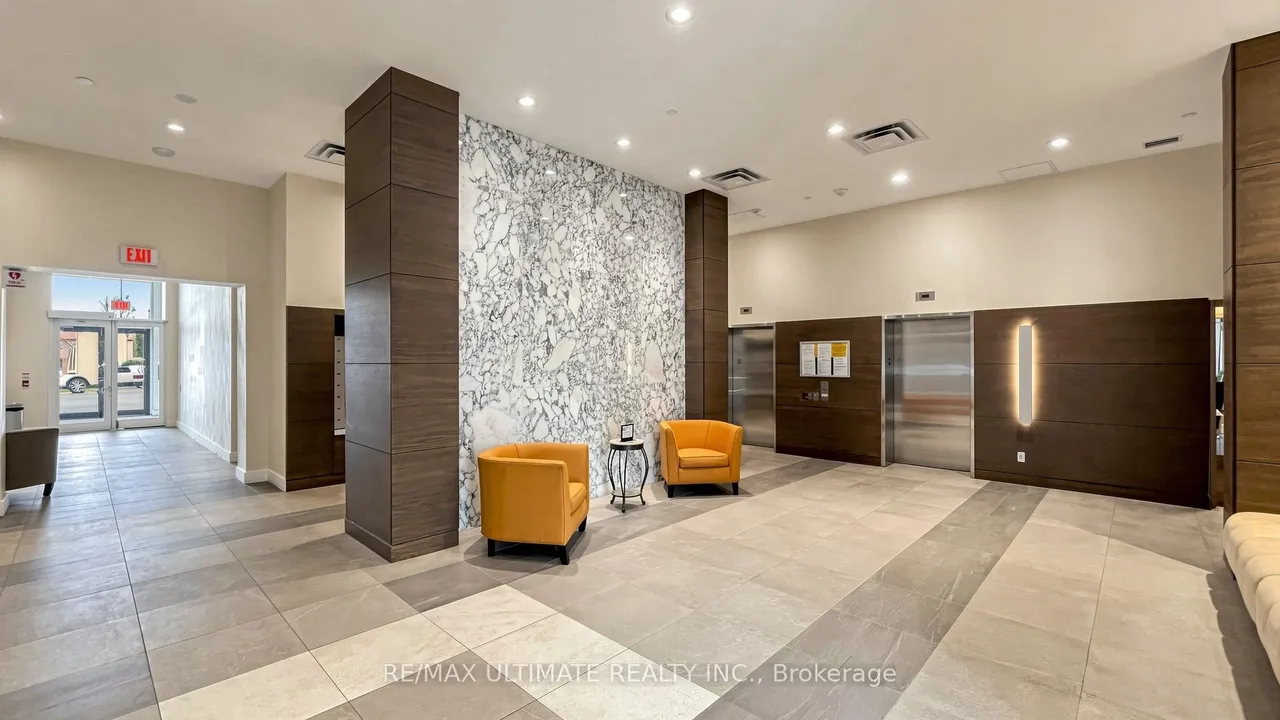 2055 Danforth Avenue — photo 3