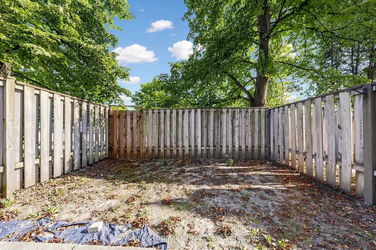 1131 Sandhurst Circle, Unit 63 — photo 45