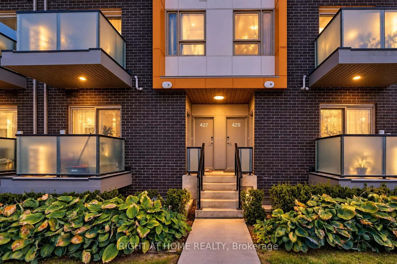 2789 Eglinton Avenue E — photo 2