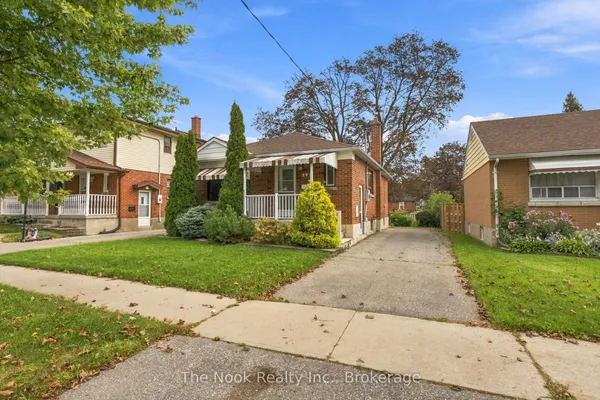 289 HIGHLAND Avenue — photo 2