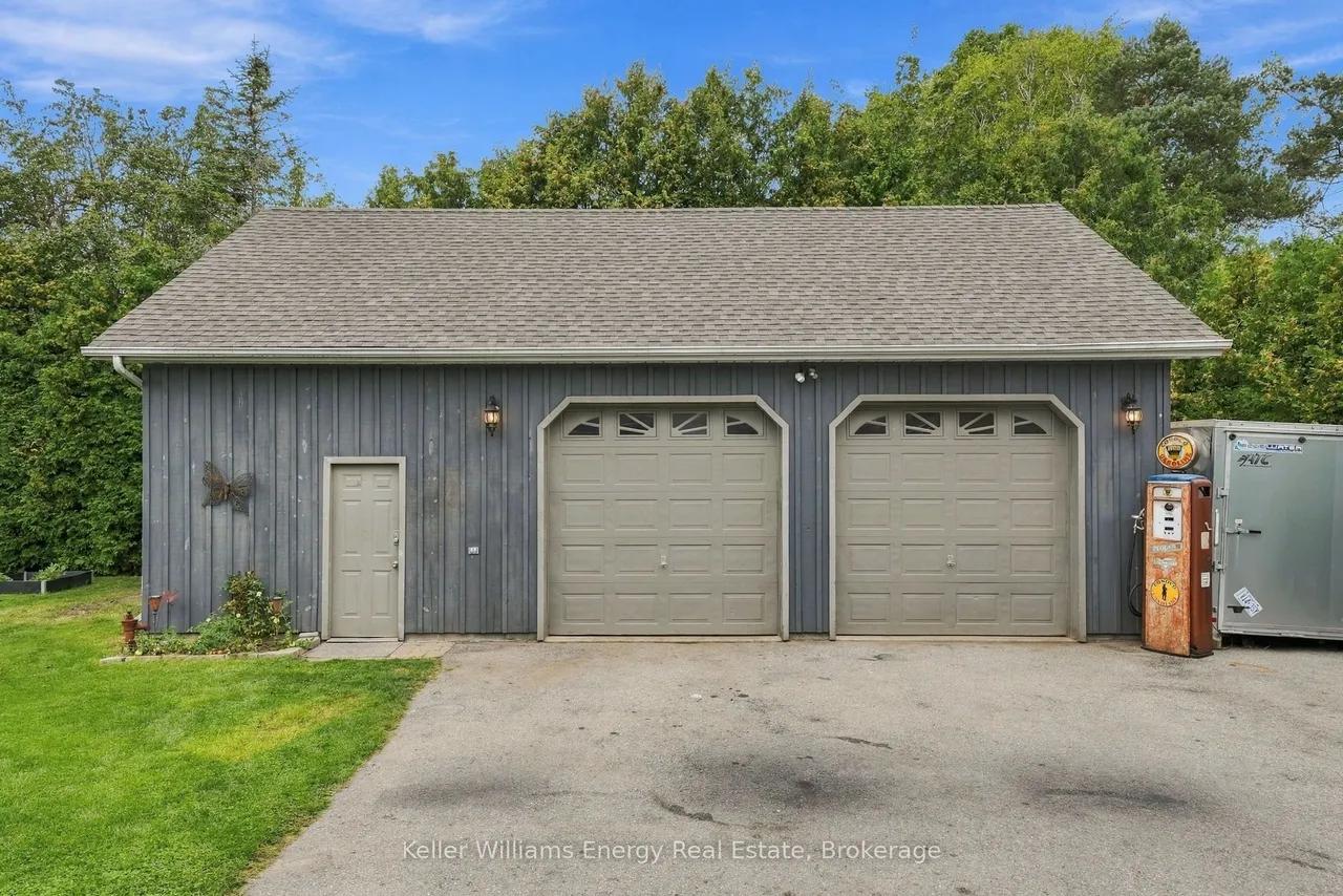 440 Conlin Road E — photo 3
