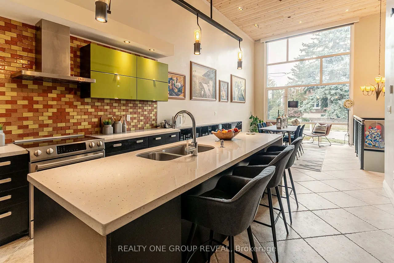 20 Gradwell Drive — photo 2