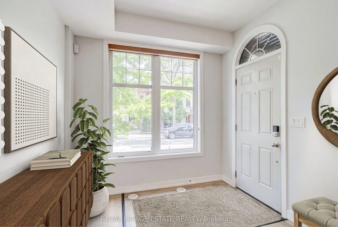 140 Broadview Avenue — photo 3