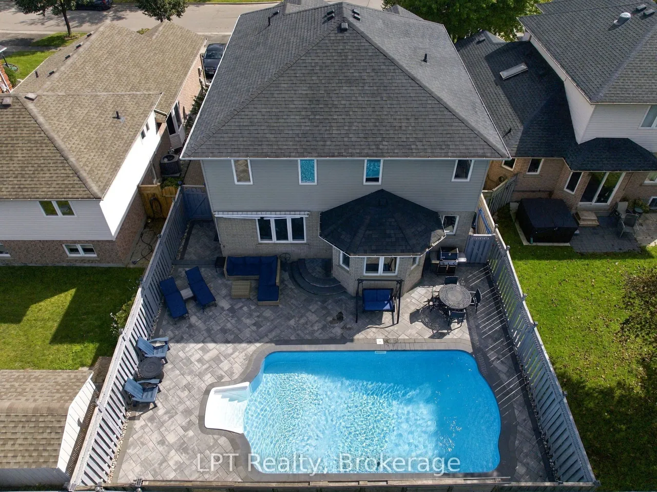 152 Sheridan Street — photo 3