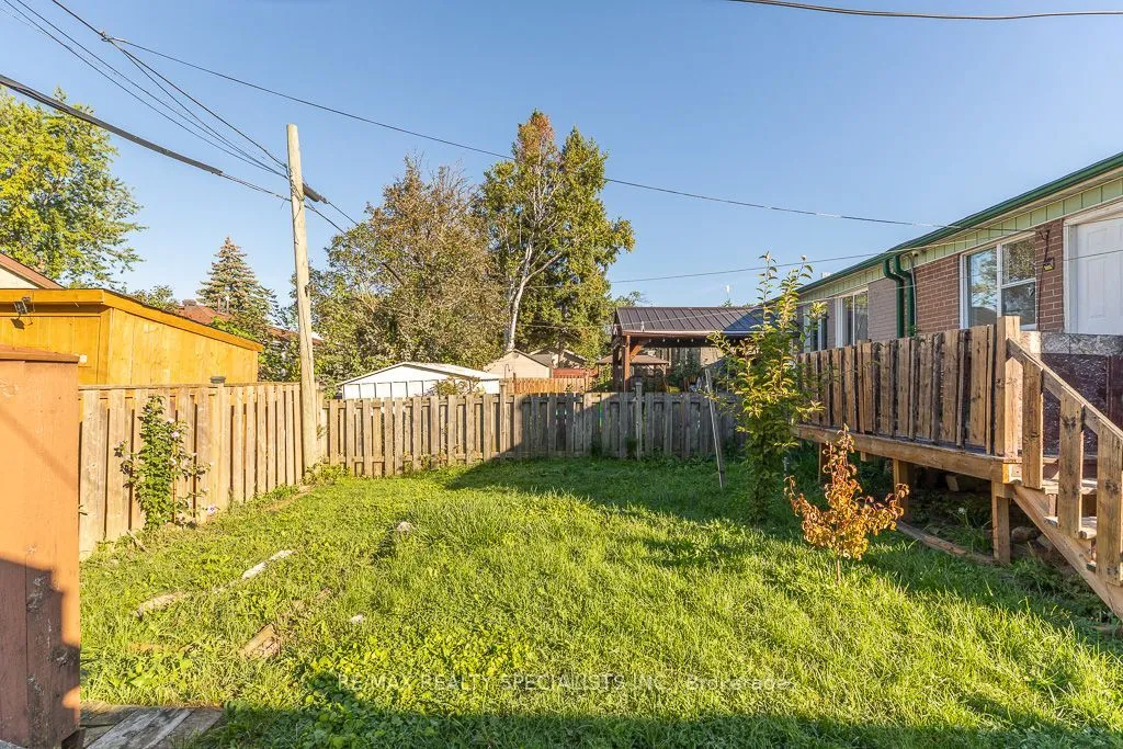 17 Huddleston Court — photo 44
