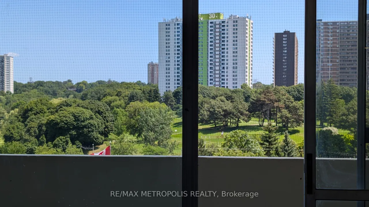 5 Massey Square, Unit 607 — photo 2