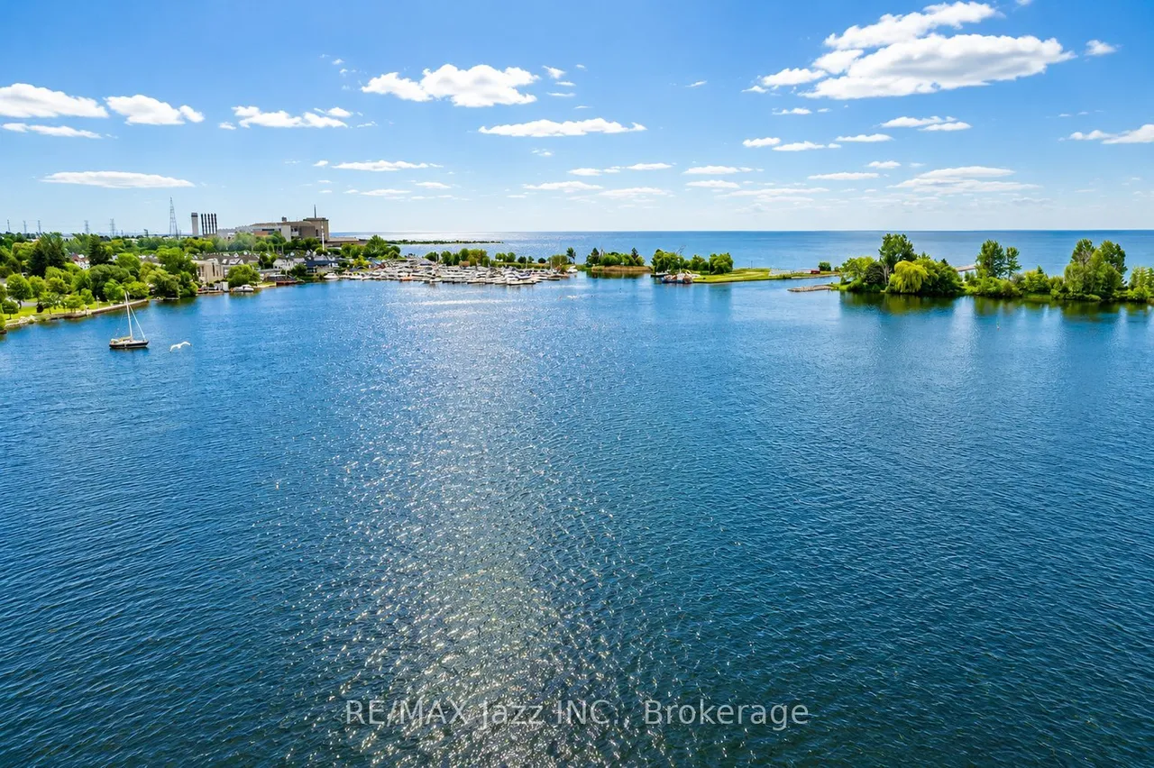 1236 Bayview Street — photo 49