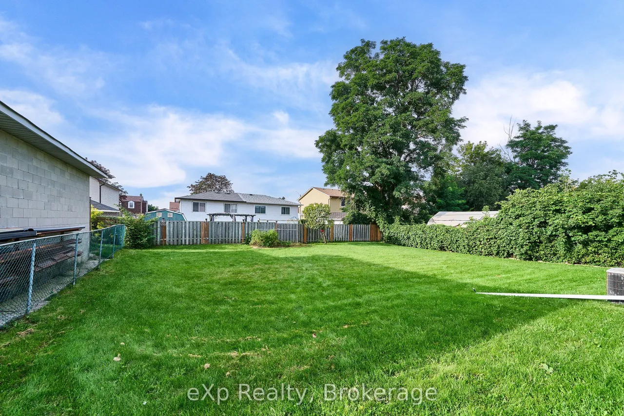 638 Laval Court — photo 3