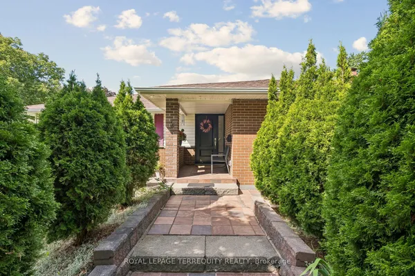 2 Richbourne Court — photo 2