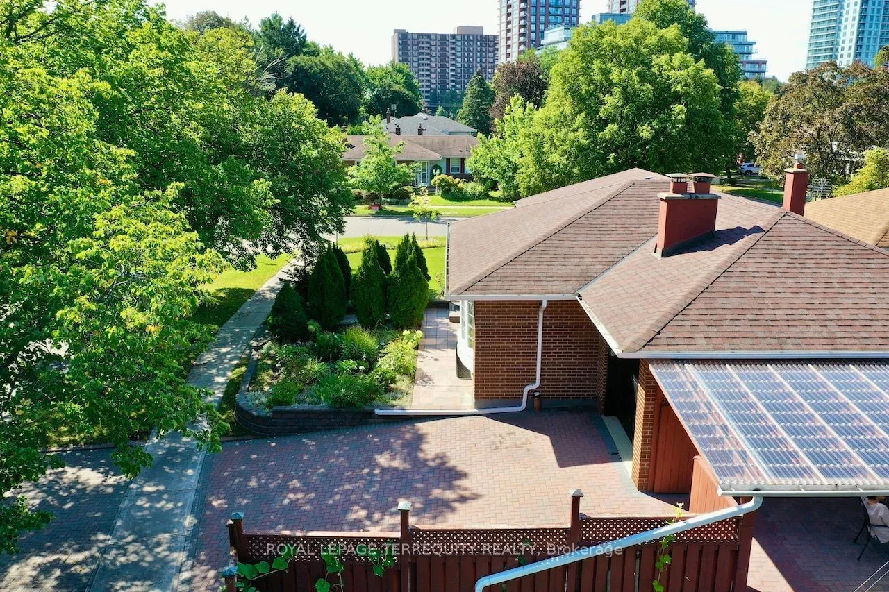 2 Richbourne Court — photo 41