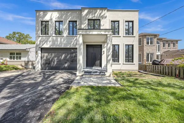 15 Deblyn Drive E