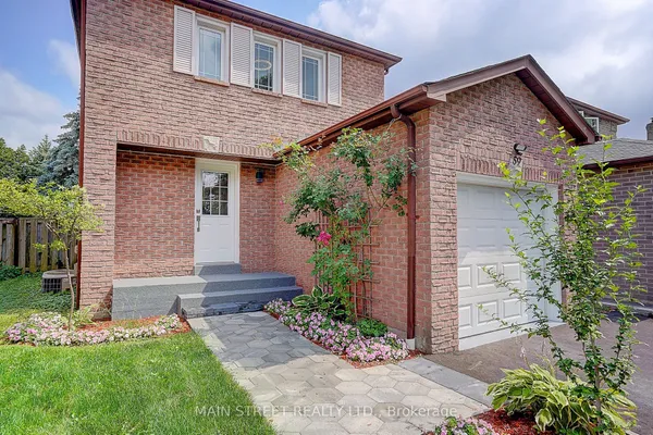 59 Stockbridge Crescent — photo 2