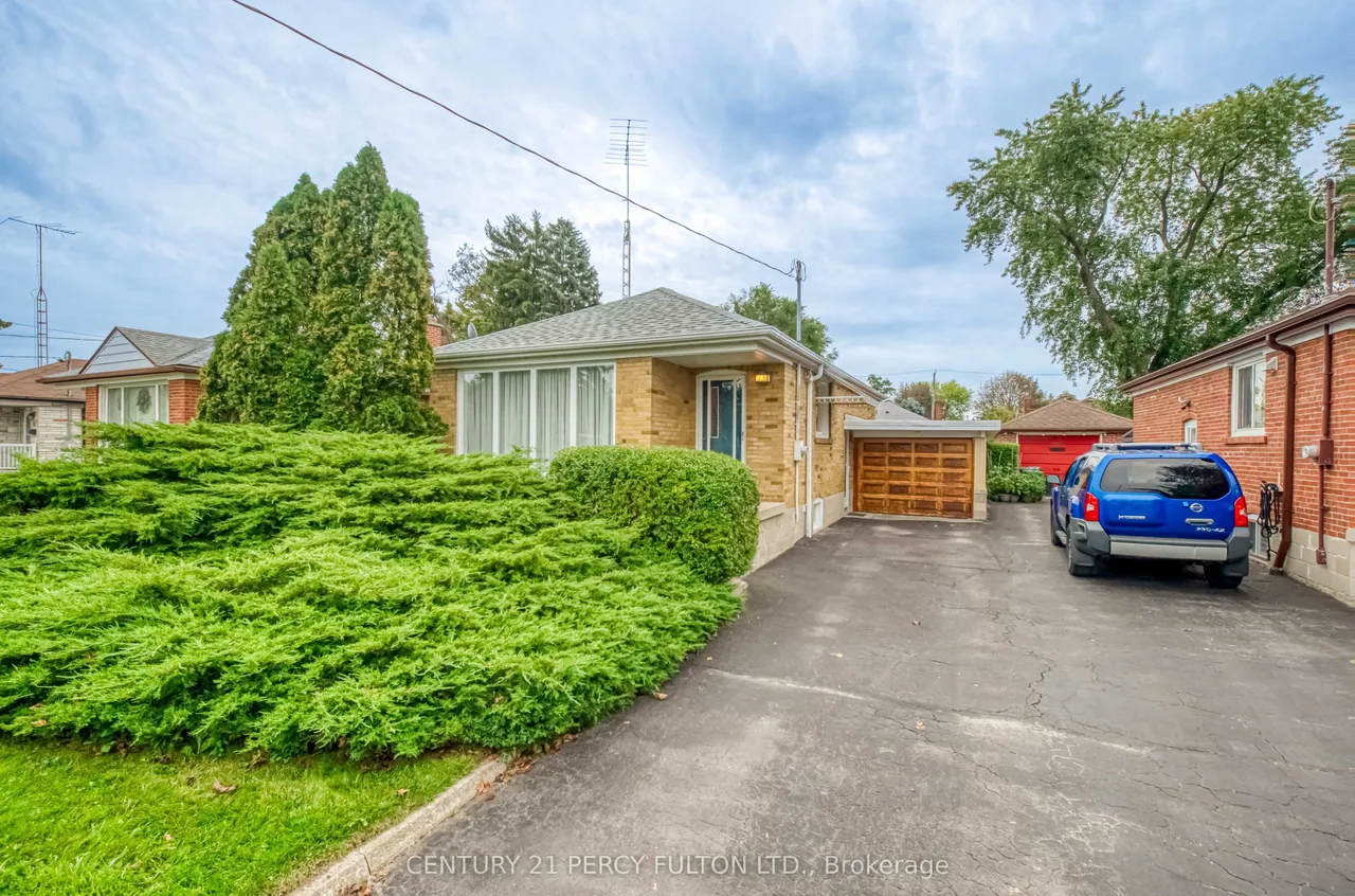 13 Graylee Avenue