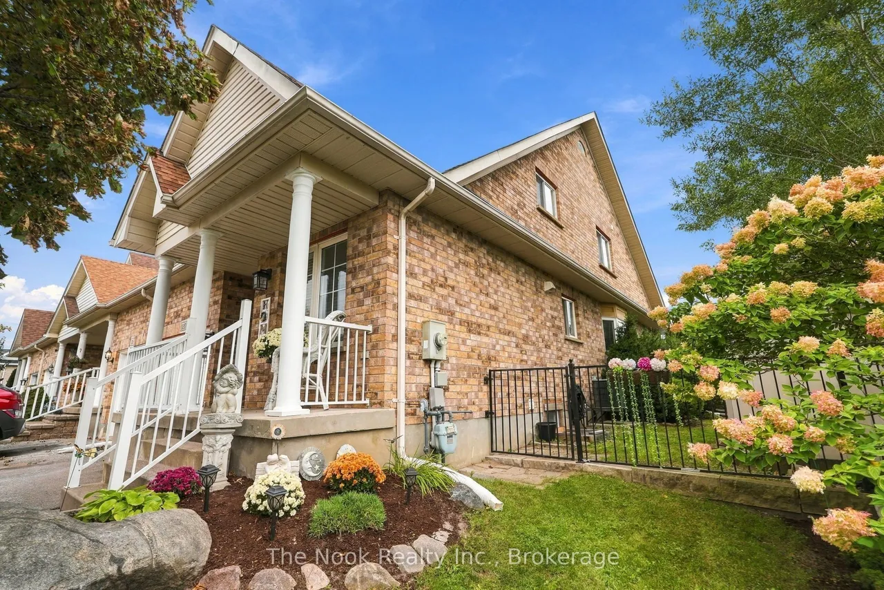 1120 Ormond Drive — photo 2