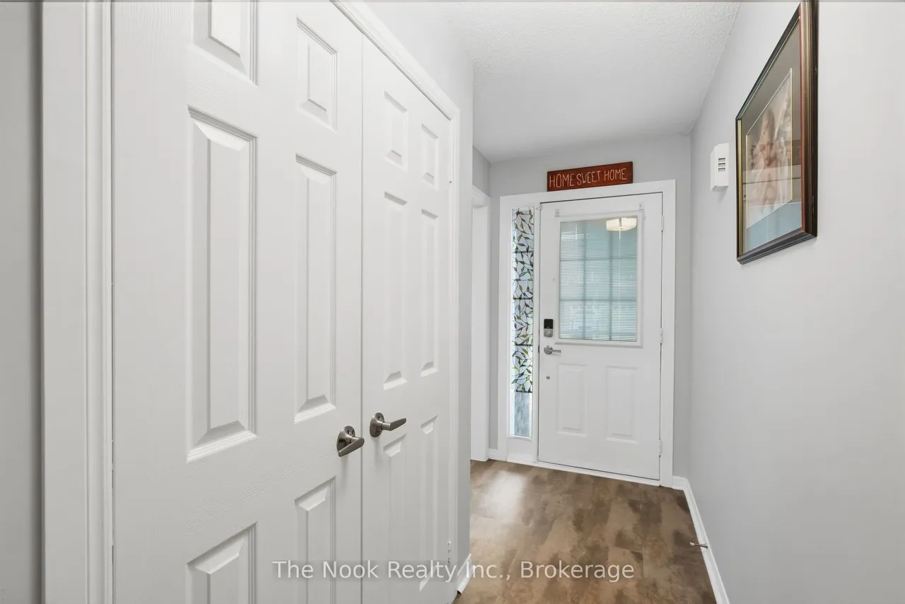 1120 Ormond Drive — photo 3