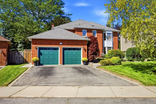 41 Bancroft Crescent — photo 2