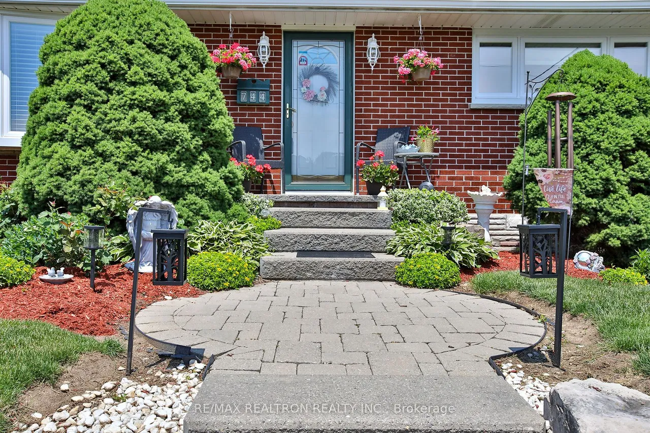 744 Shelley Avenue — photo 26