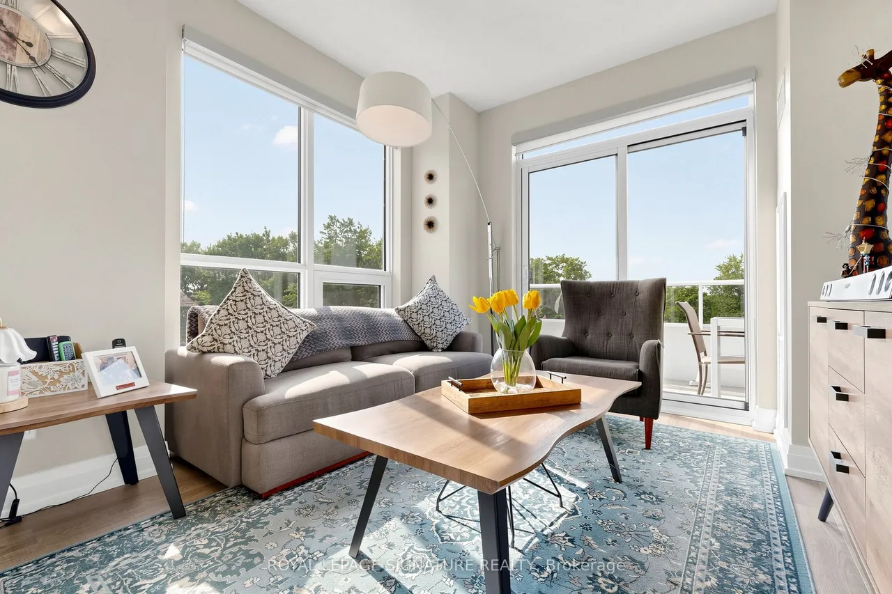 3121 Sheppard Avenue E — photo 3