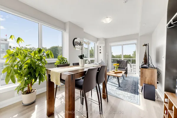 3121 Sheppard Avenue E — photo 2