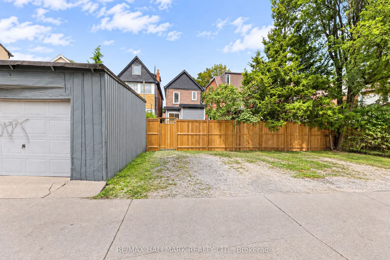47 Harcourt Avenue — photo 42