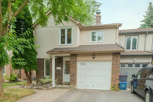 1764 Listowell Crescent — photo 3