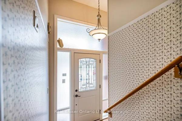 32 Strike Avenue — photo 2