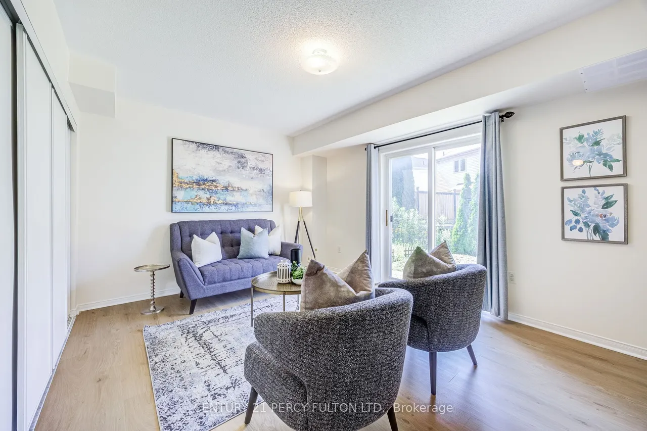 1532 Hummingbird Court — photo 2