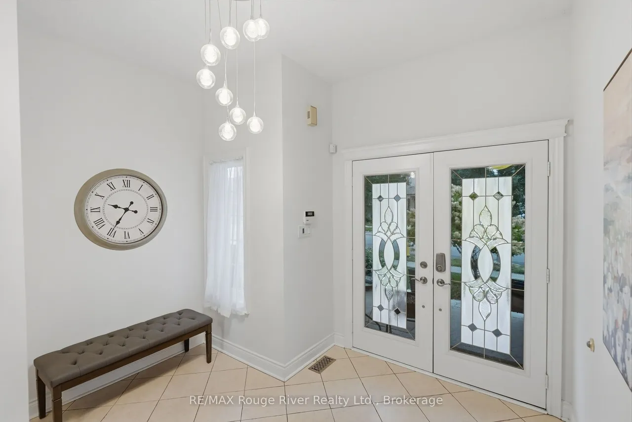 104 Fencerow Drive — photo 3