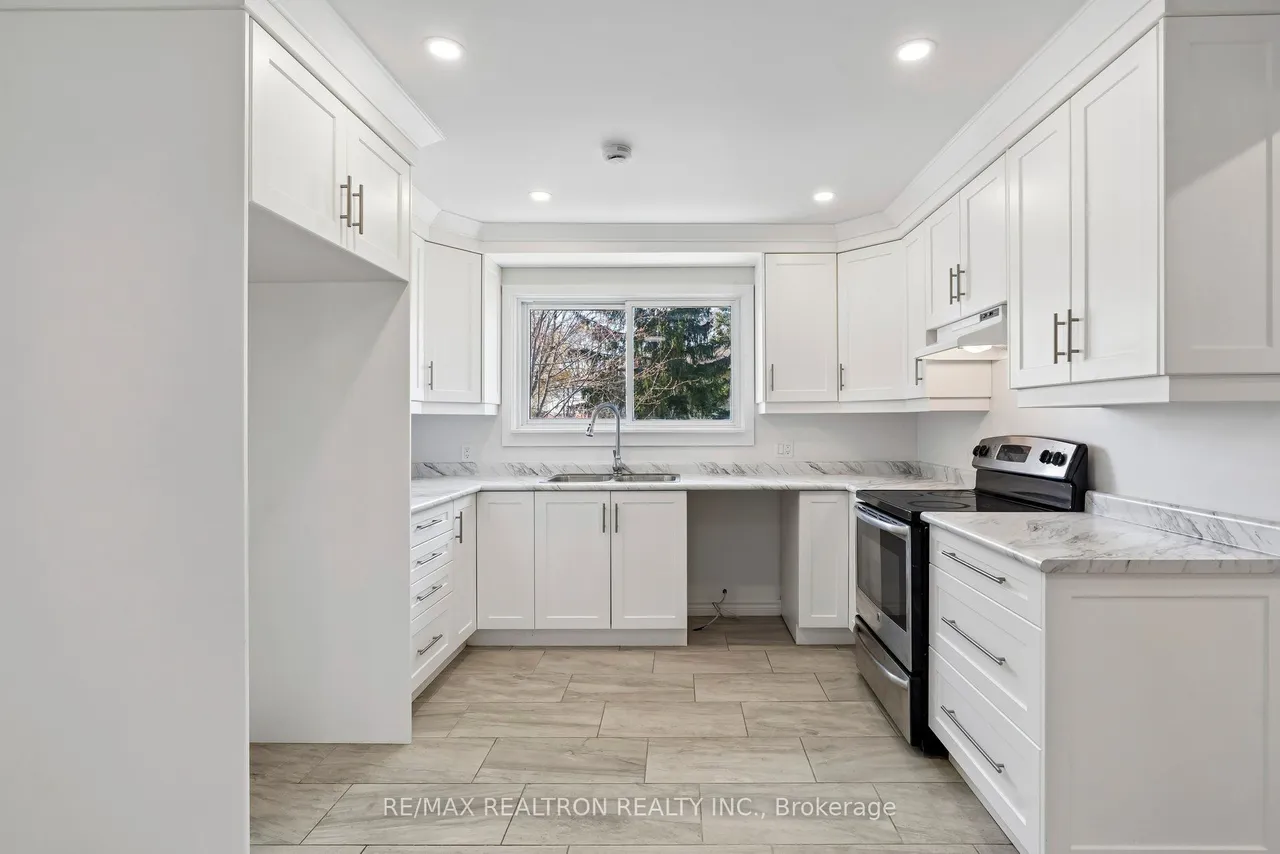 342 Fernwood Avenue — photo 3