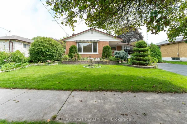 203 Lupin Drive