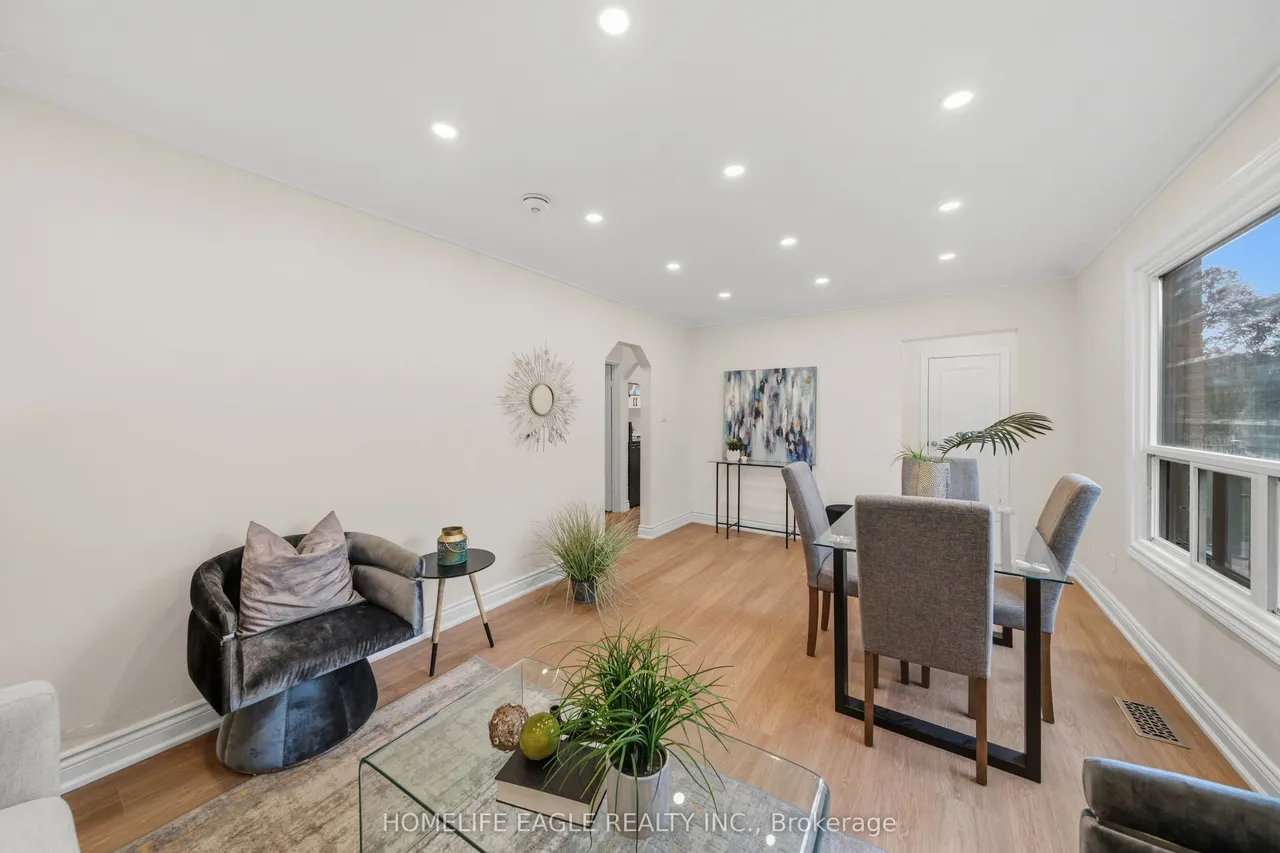 82 Scarborough Heights Boulevard — photo 3