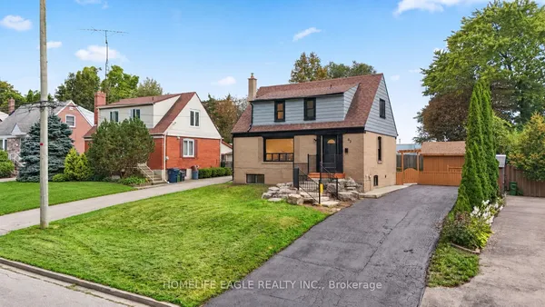 82 Scarborough Heights Boulevard