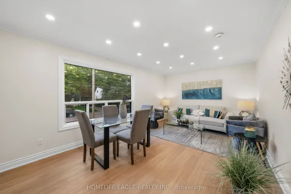 82 Scarborough Heights Boulevard — photo 2