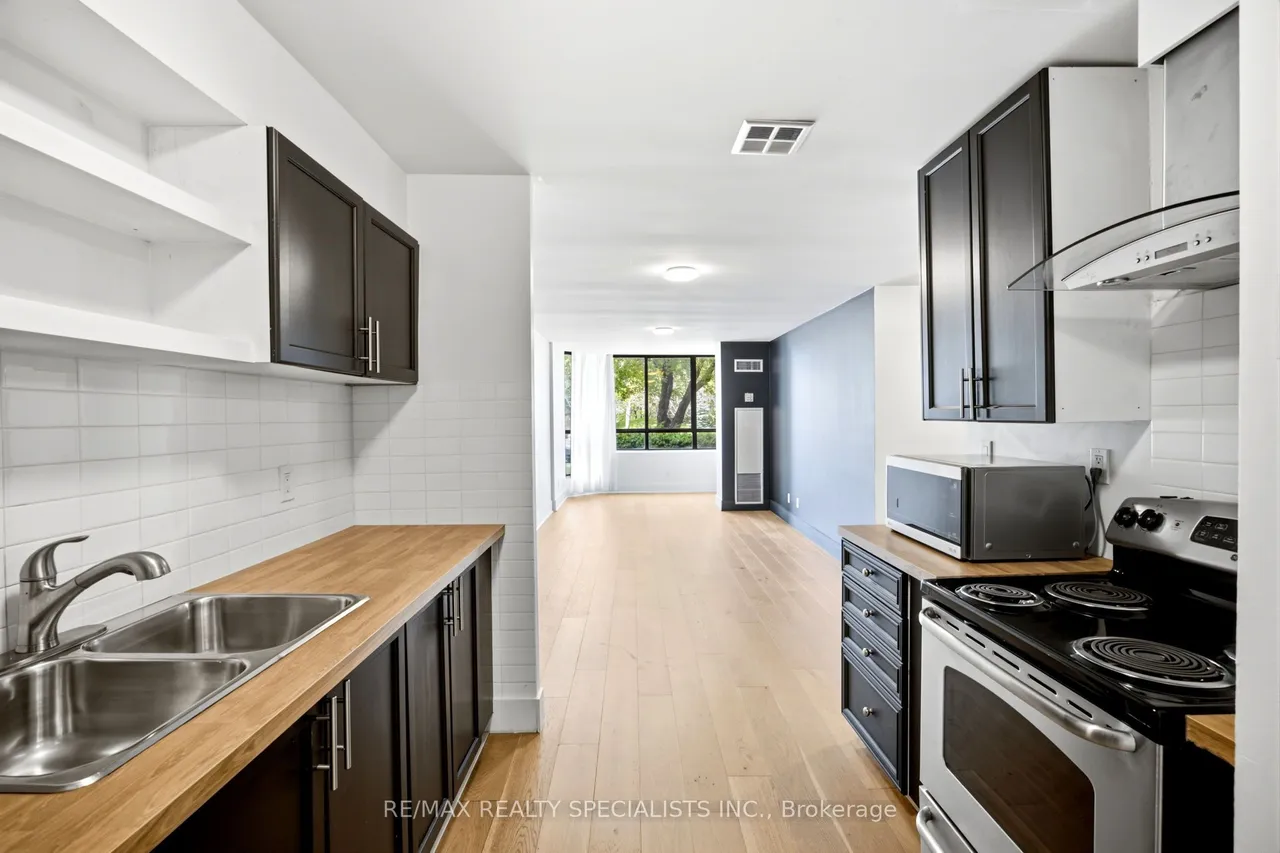 55 Bamburgh Circle — photo 3