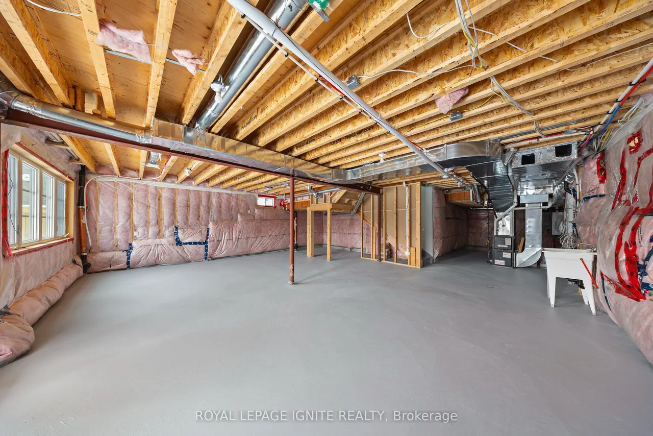 82 Closson Drive — photo 35