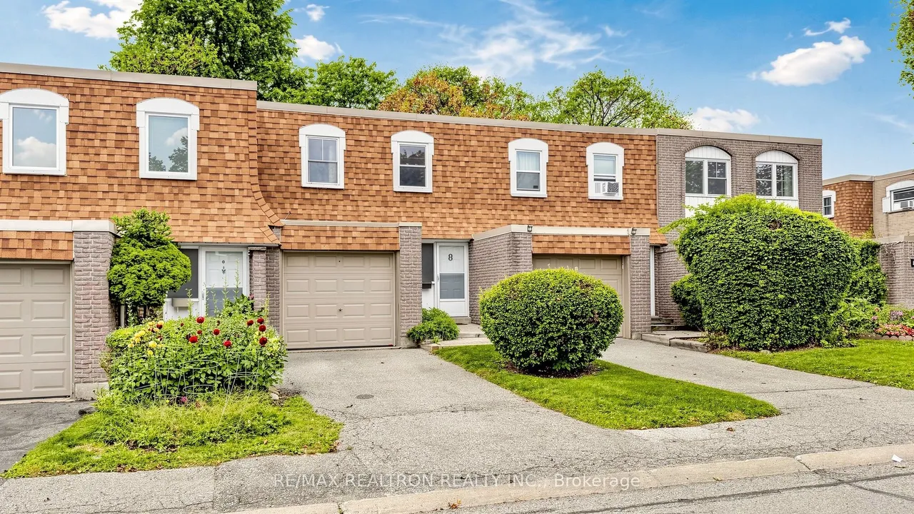 850 Huntingwood Drive — photo 2