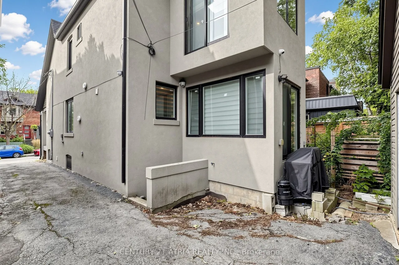 5 Bertmount Avenue — photo 44