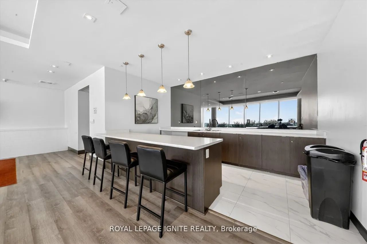 3560 St. Clair Avenue E — photo 29