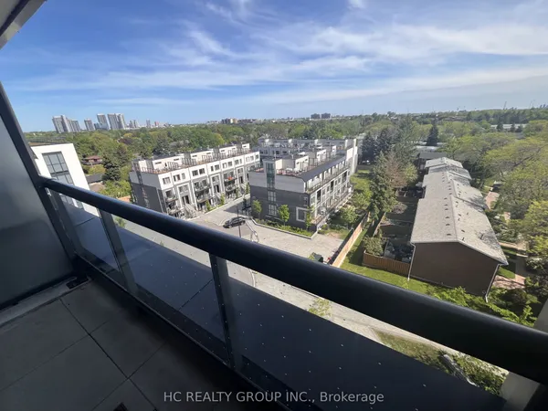 3421 Sheppard Avenue E — photo 2