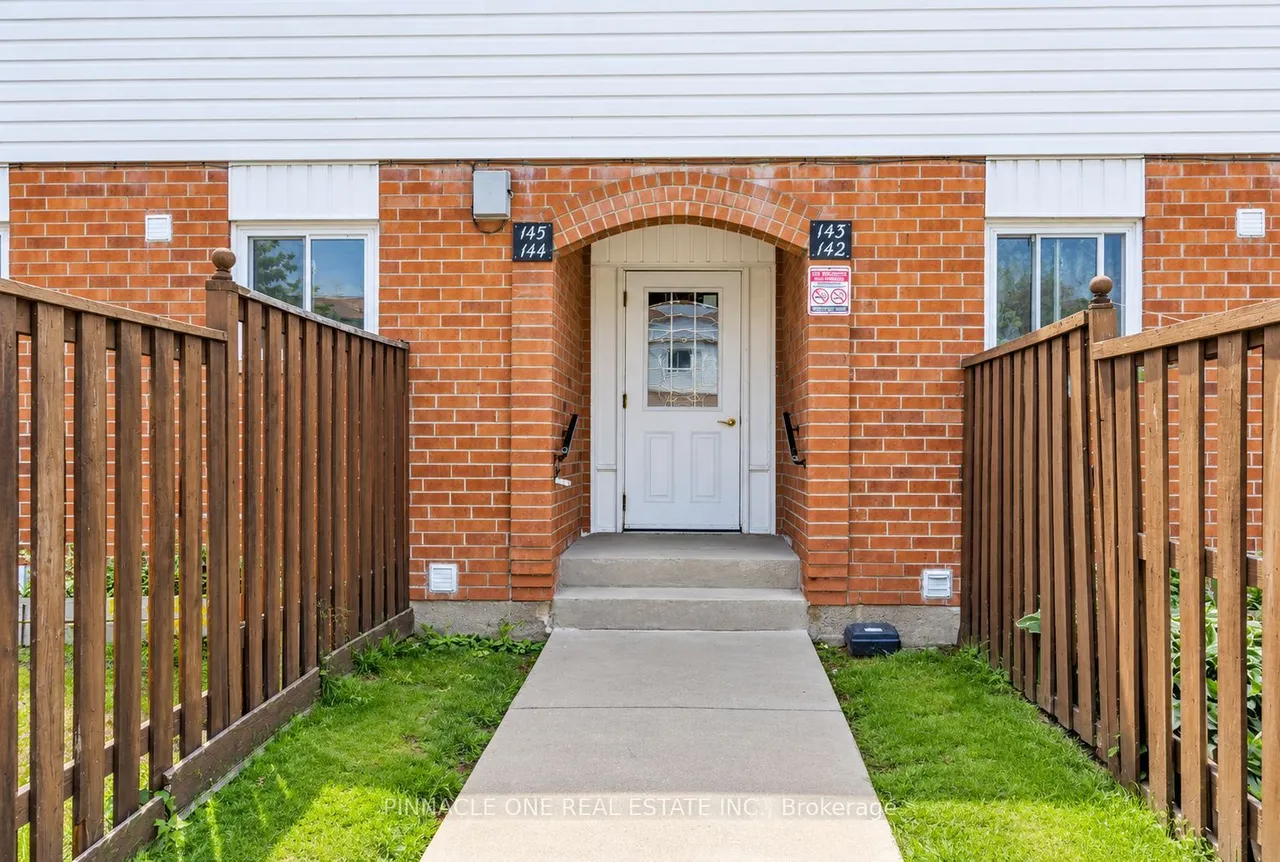1010 Glen Street — photo 2