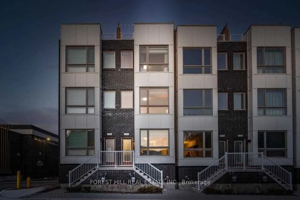 1870 Altona Road, Unit 18