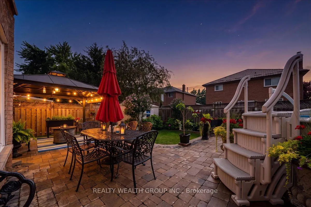 1576 Saugeen Drive — photo 40
