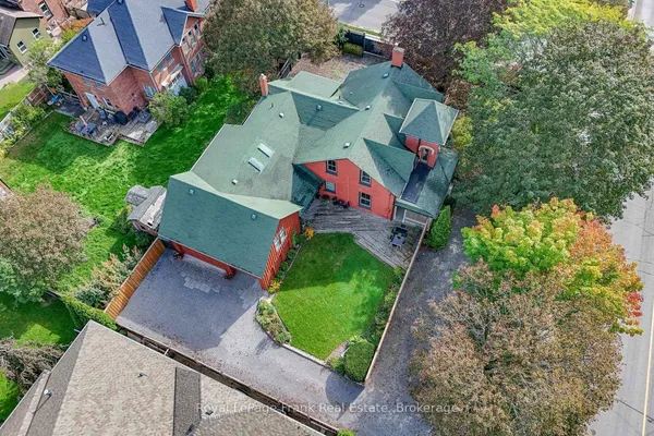 86 Wellington Street — photo 2