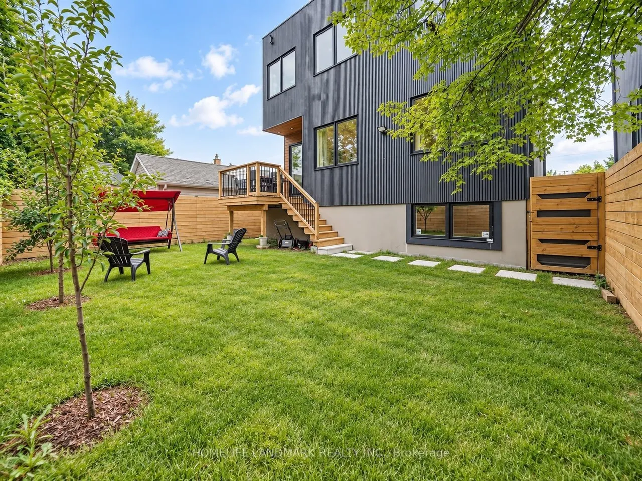 491 Drew Street — photo 42