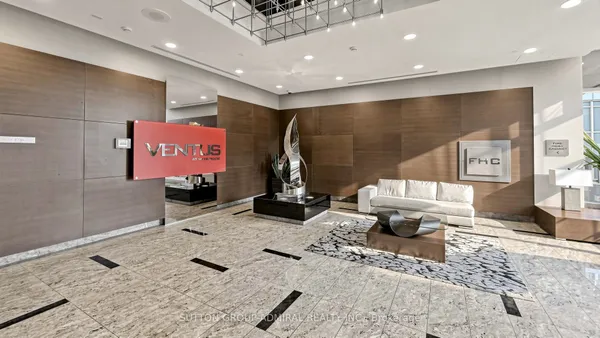 151 Village Green Square, Unit 1005 — photo 2
